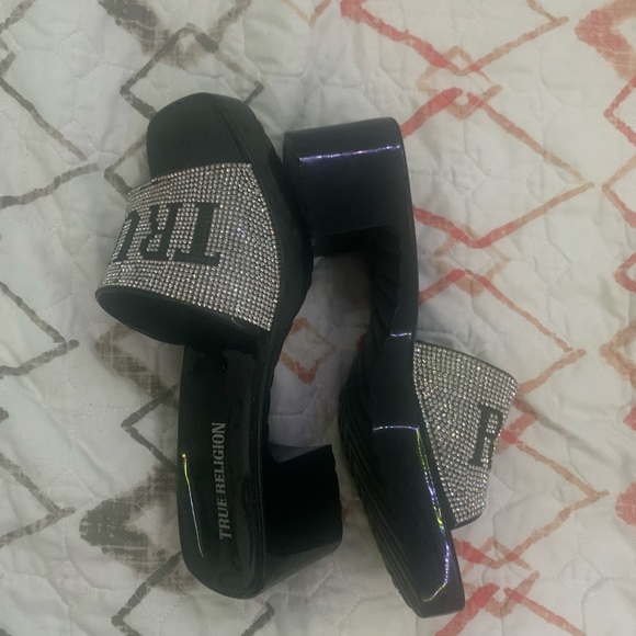 True religion Sandel - Picture 2 of 3